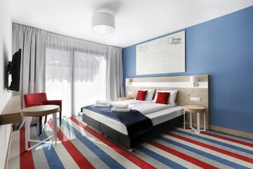 Фото номера Стандартный двухместный номер с 1 кроватью Отель Hotel Skipper г. Рева 3